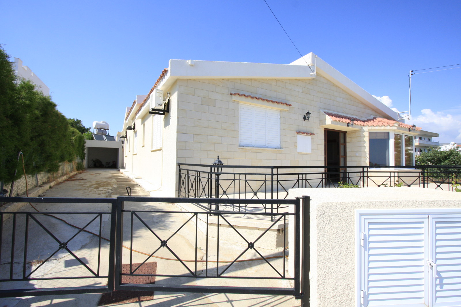 Paphos Pafos 4Bdr House For Sale LTR66137