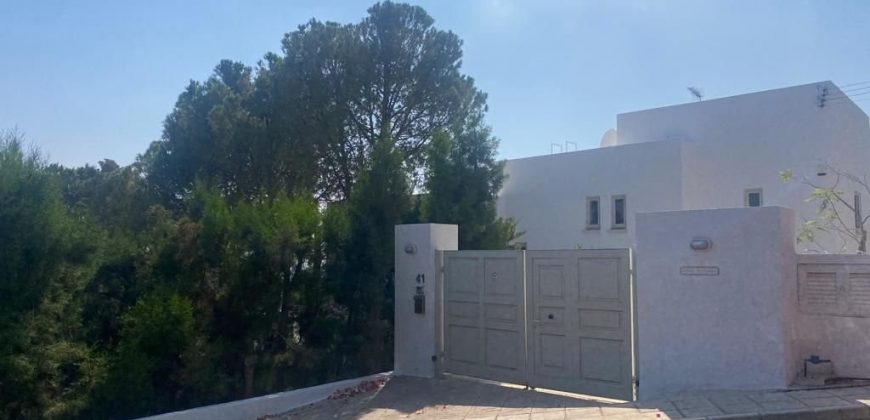 Paphos Pegeia 5Bdr Villa For Sale UQH3797