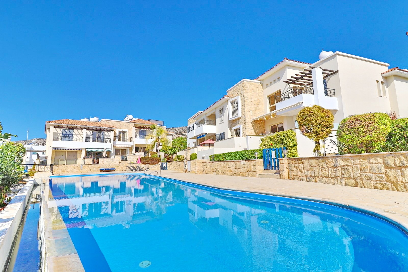 Paphos Peyia 2Bdr Town House For Sale SKR17843A