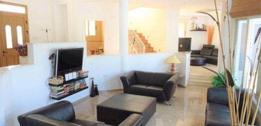 Paphos Saint Georges 4Bdr House (Detached) For Sale FCP15754