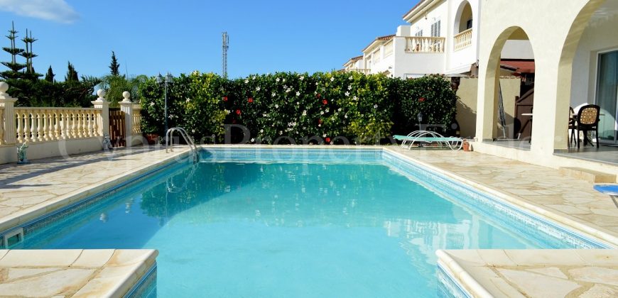 Paphos Sea Caves 3Bdr Villa For Sale CPF151789