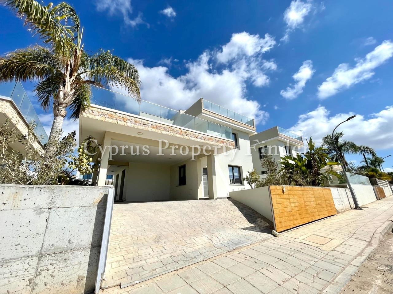 Paphos Sea Caves 4Bdr Villa For Sale CPF160082