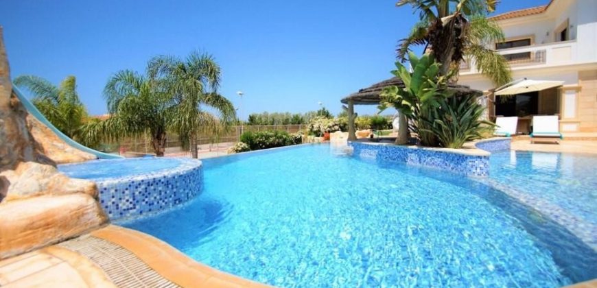 Paphos Sea Caves Pegeia 5Bdr House (Detached) For Sale FCP19713