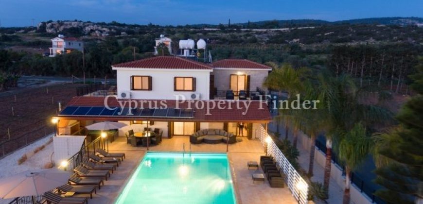 Paphos St George 4Bdr Villa For Sale CPF152148