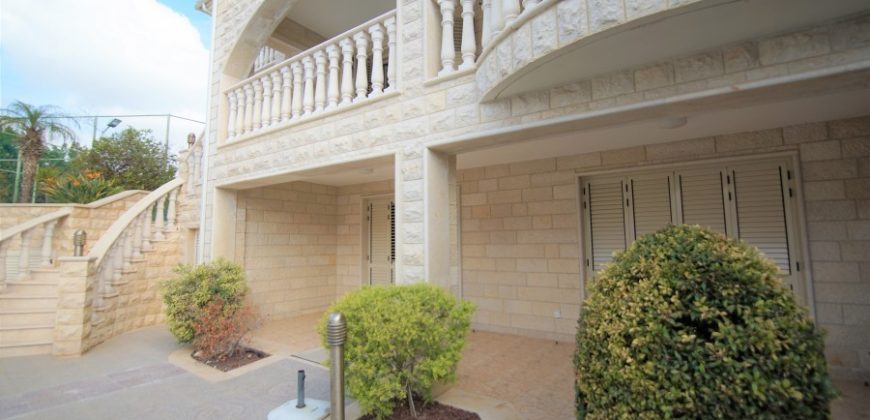 Paphos St. George 5Bdr Villa For Sale PRK36678