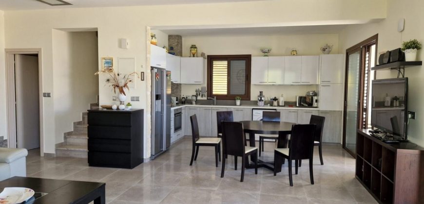 Paphos Tala 3Bdr Villa For Sale UQH2854