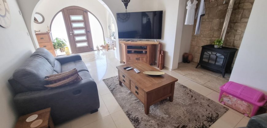 Paphos Tala 4Bdr Bungalow For Sale PNV22150