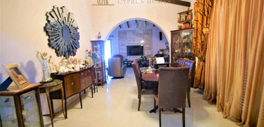 Paphos Tala 4Bdr Villa For Sale UQH2680