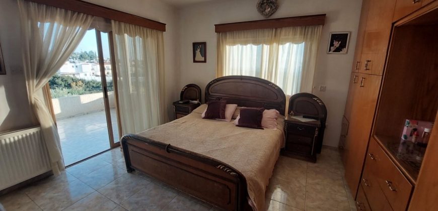 Paphos Tala 4Bdr Villa For Sale UQH2720