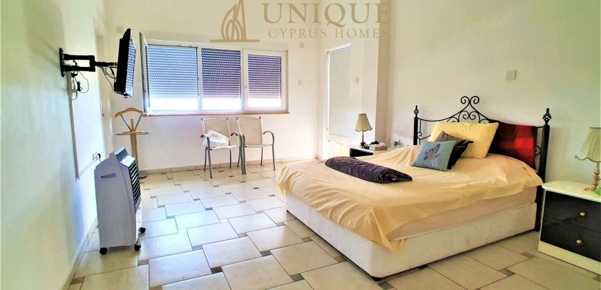 Paphos Tala 6Bdr Villa For Sale UQH1046