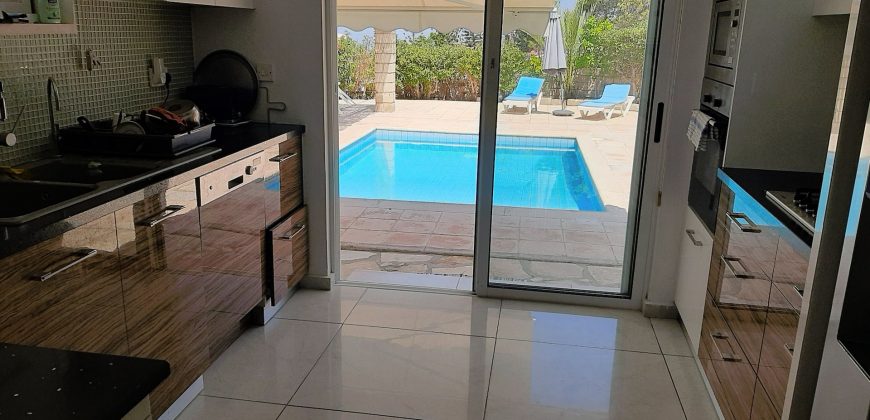 Paphos Tala 6Bdr House For Sale NGM13814