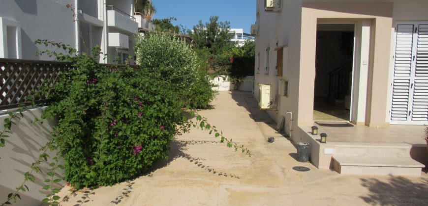 Paphos Tombs of the Kings 6Bdr Town House For Sale KTM93316