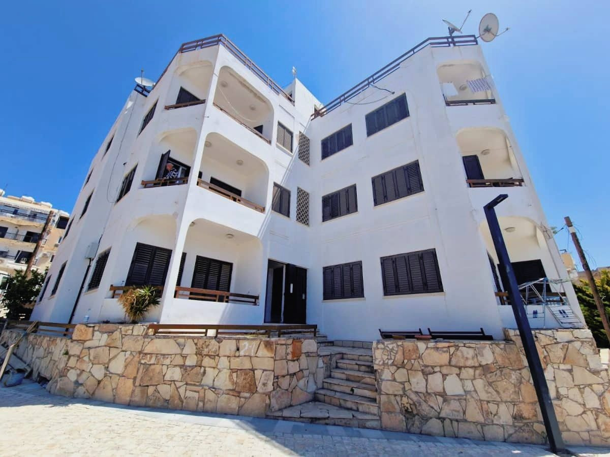 Paphos Town Center Bdr Building For Sale PHN3247