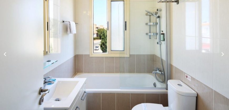 Paphos Universal 2Bdr Apartment (Flat) For Sale FCP54943