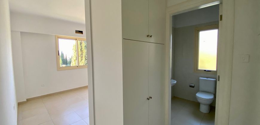 Paphos Universal 3Bdr Apartment For Sale PRK25939