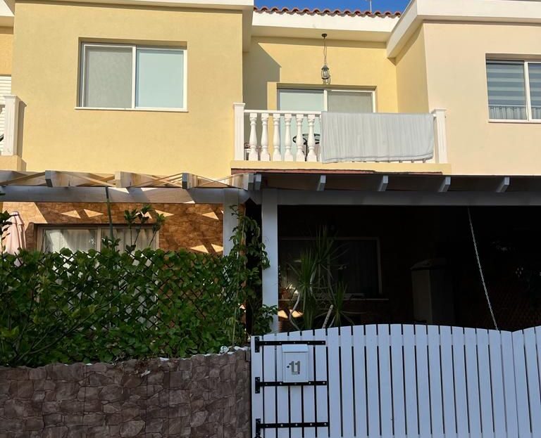 Paphos Universal 3Bdr Townhouse For Sale PRK42545