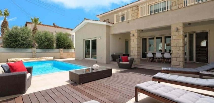 Paphos Universal 6Bdr Villa For Sale TPH2777