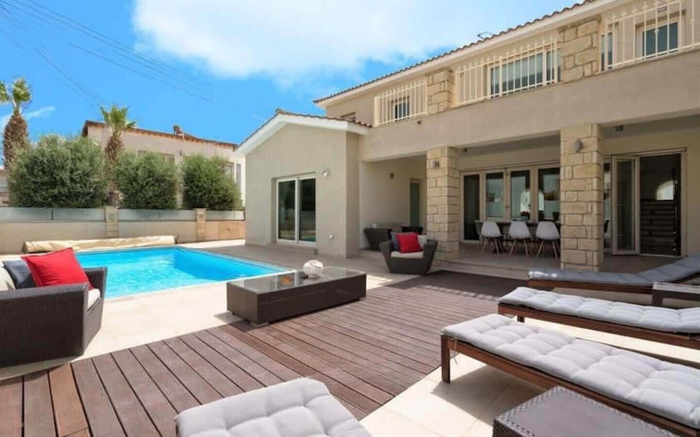 Paphos Universal 6Bdr Villa For Sale TPH2777