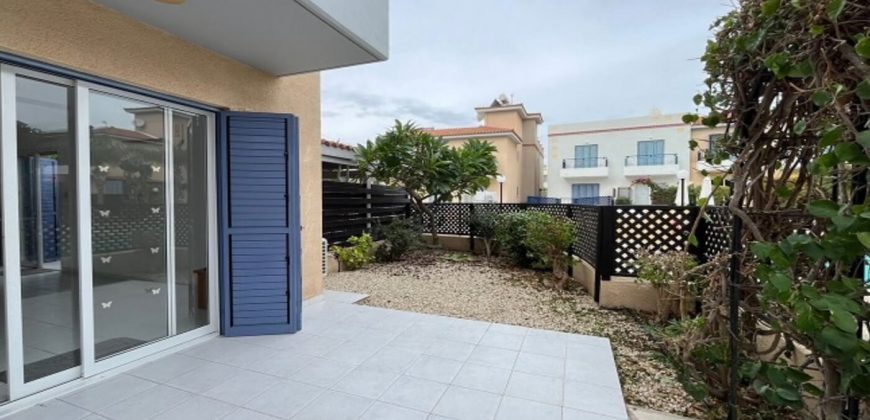 Paphos Univesal Area in Paphos 2Bdr TOWN HOUSES For Sale TPH1087878