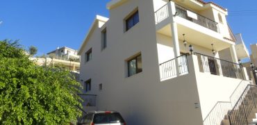 Paphos Yeroskipou 4Bdr Villa Detached For Sale WWR21