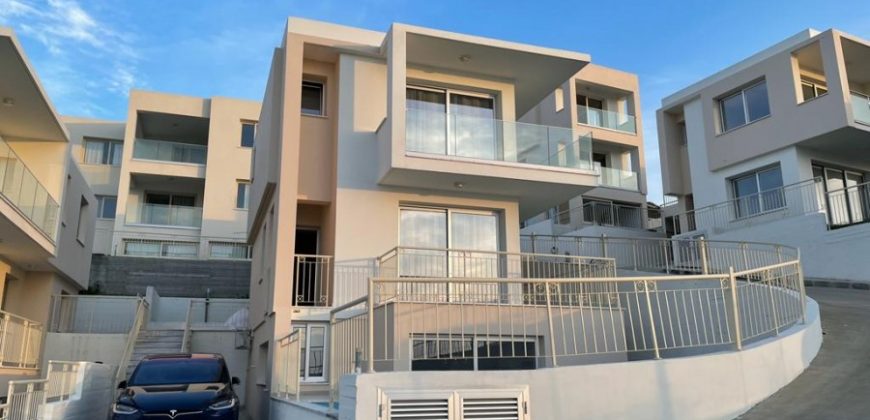 Paphos Chlorakas 4Bdr Villa Detached For Sale WWR12046