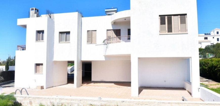 Paphos Empa 3Bdr Villa For Sale UQH2502