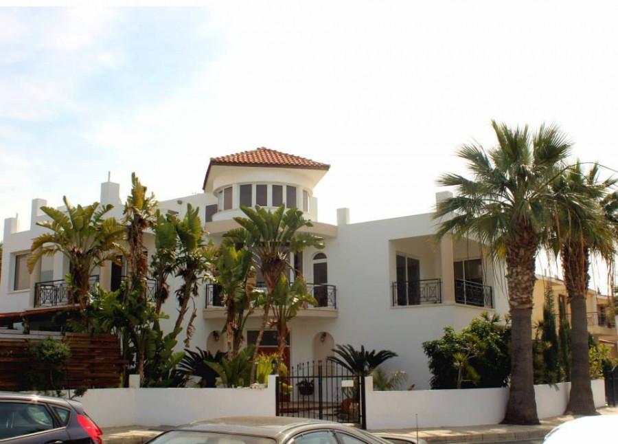 Paphos Kato Paphos Universal 5Bdr Villa Detached For Sale WWR5213