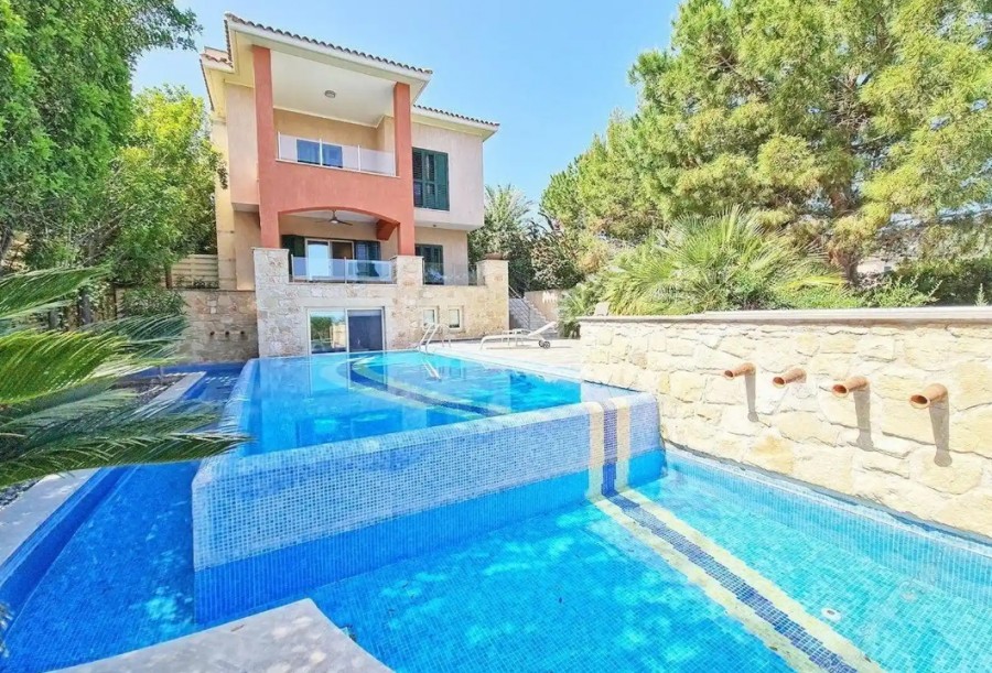 Paphos Neo Chorio 5Bdr Villa Detached For Sale WWR12424