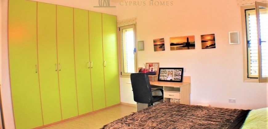 Paphos Polemi 4Bdr Villa For Sale UQH1254