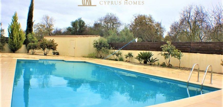 Paphos Polemi 4Bdr Villa For Sale UQH1254