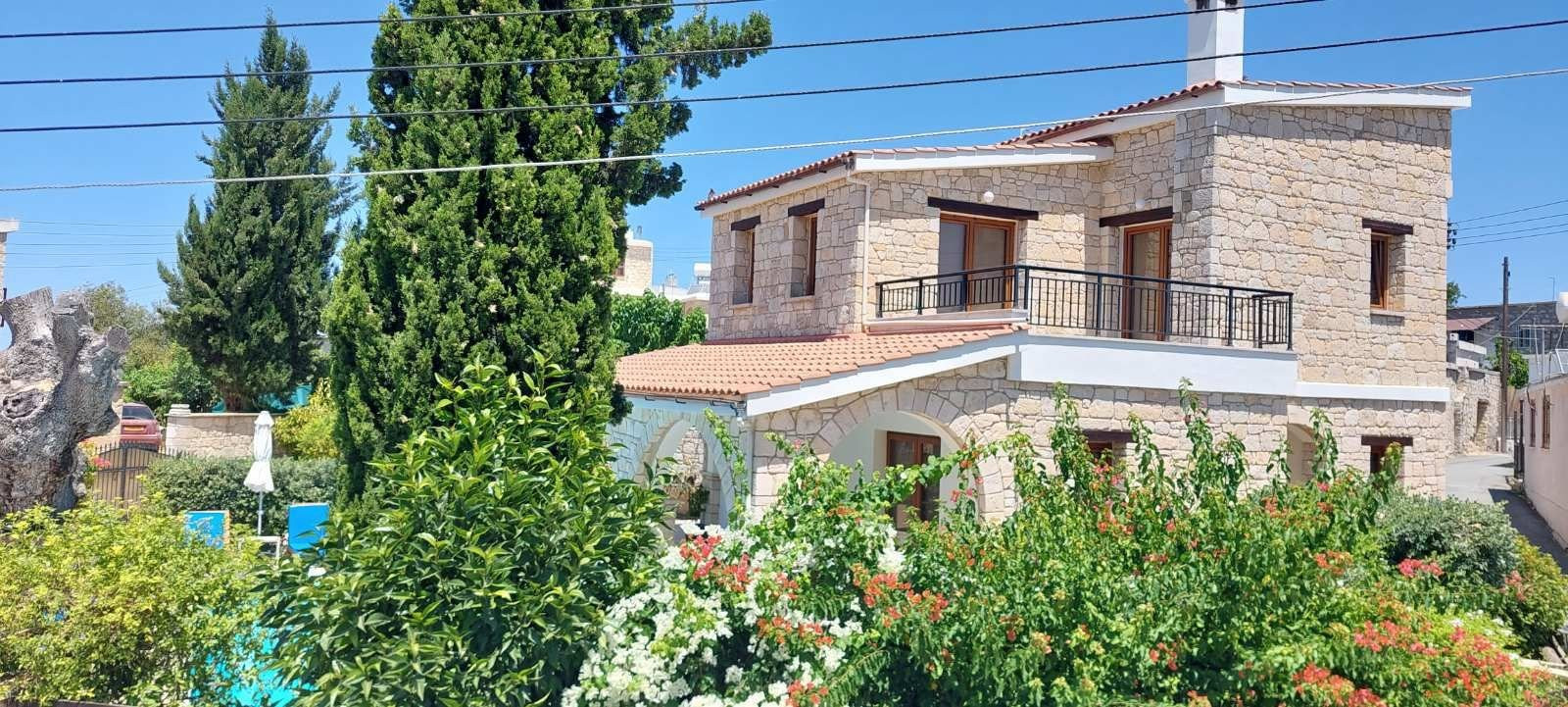 Paphos Simou 3Bdr House For Sale NGM14121