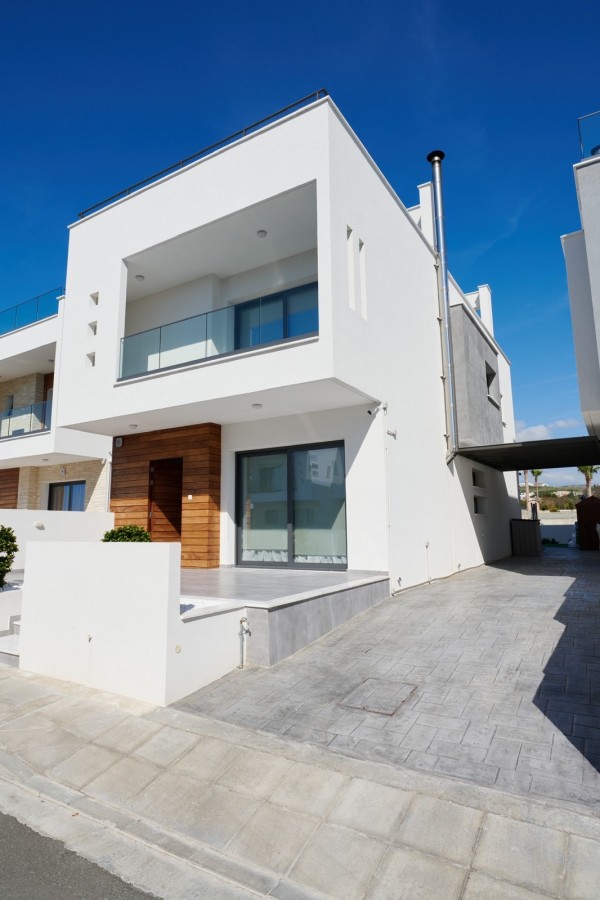 Paphos Yeroskipou 3Bdr Villa Detached For Sale WWR12295