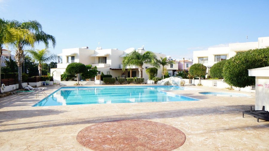 Kato Paphos Universal 2 Bedroom Apartment For Sale BSH41450