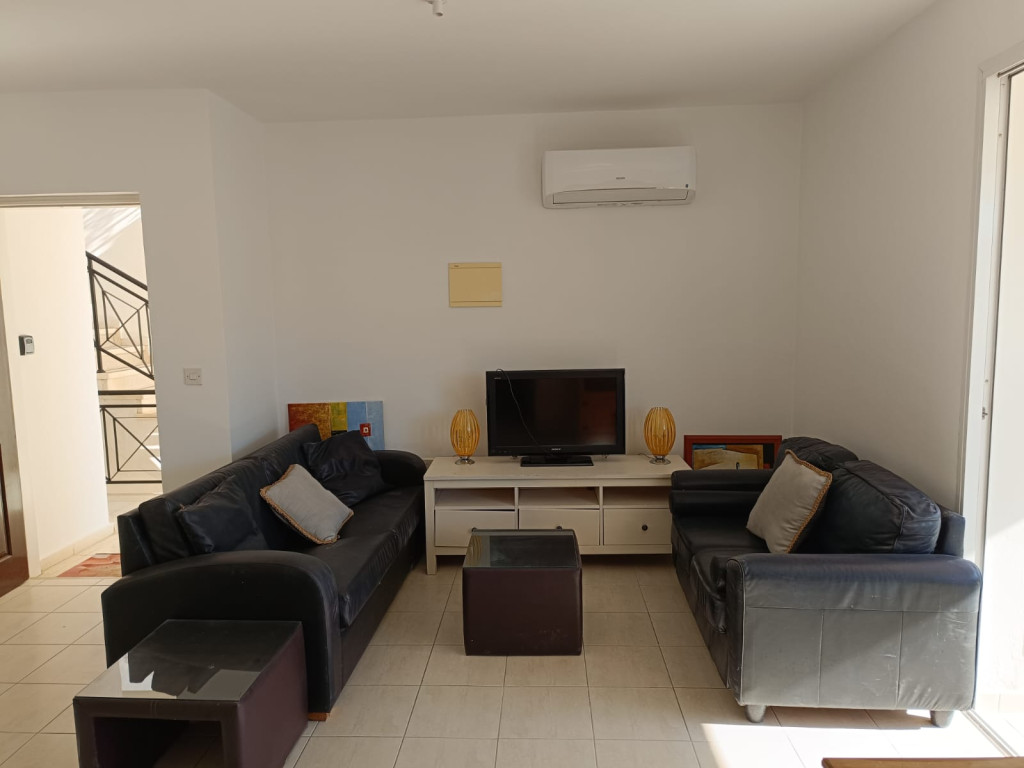 Paphos Universal 2 Bedroom Apartment For Sale DLHP0545